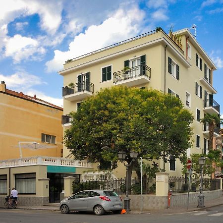 Residence San Marco Suites&Apartments Alassio Exterior foto